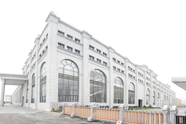 生產(chǎn)車間側(cè)面